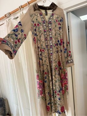 Aratta Embroidered Floral Sheer Tunic Duste